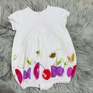 Isabel Garreton cherry outfit